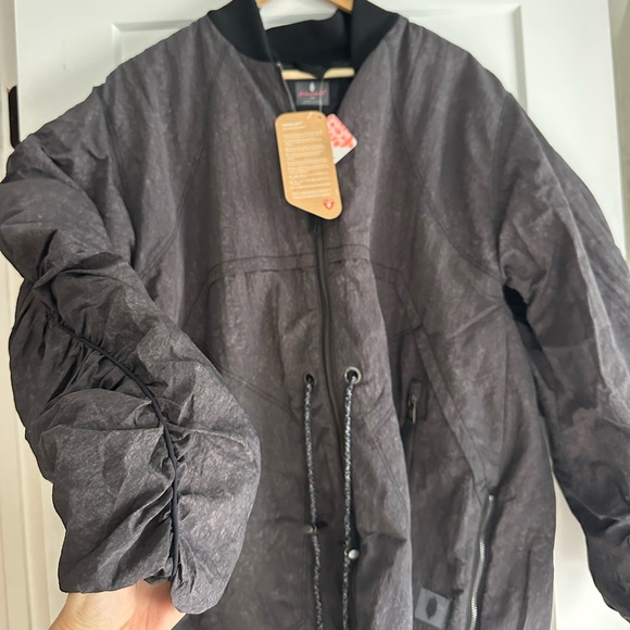 NWT Free People Tricked Out Trek Lightweight Puffer Jacket - Picture 9 of 13